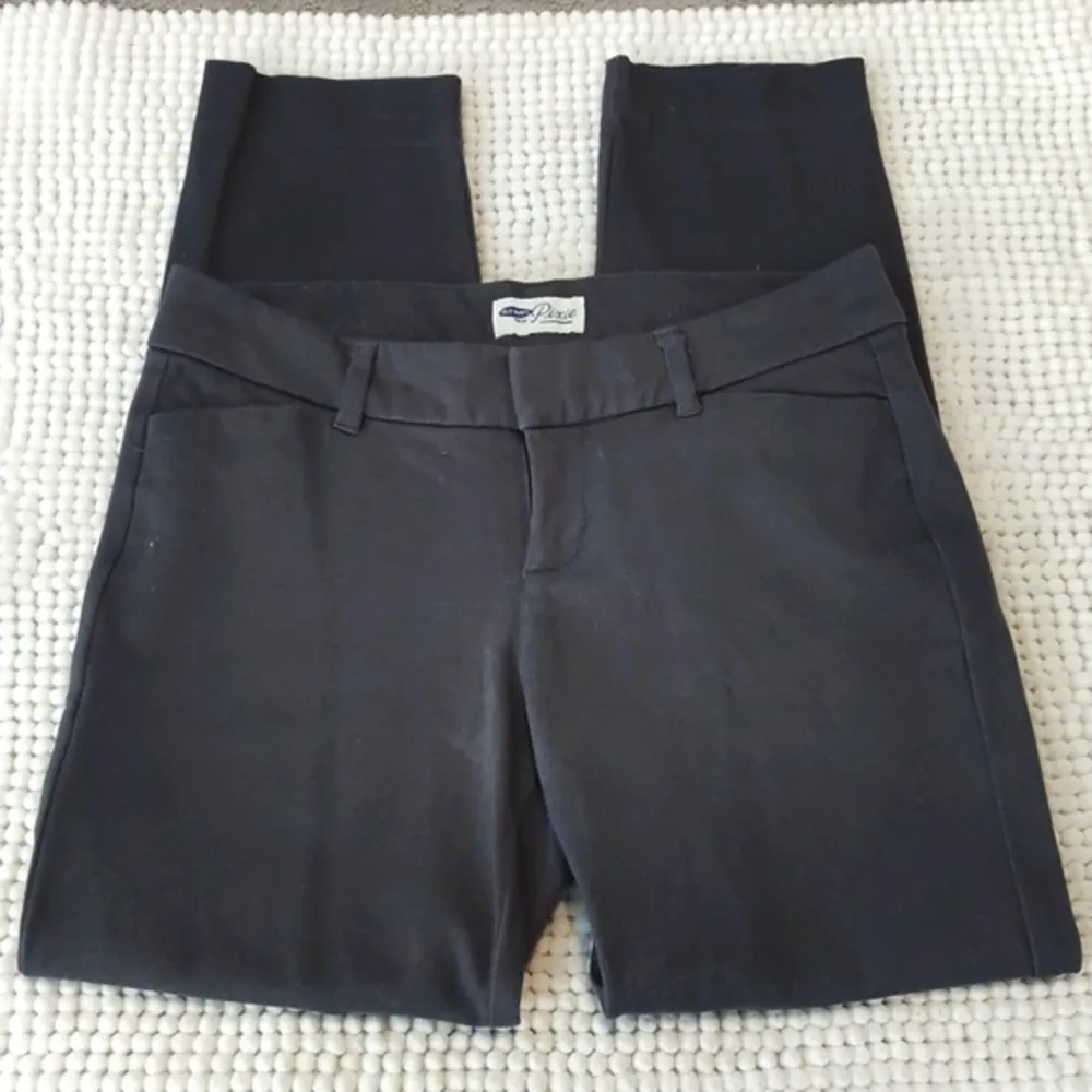 Old Navy Gray Pixie Pants Size 2R EUC #1962 - Image 2