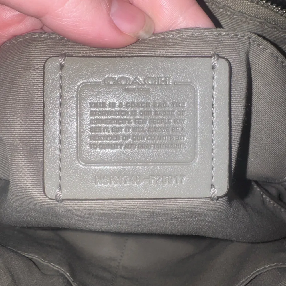 Coach Kelsey Shoulder Bag - Image 7