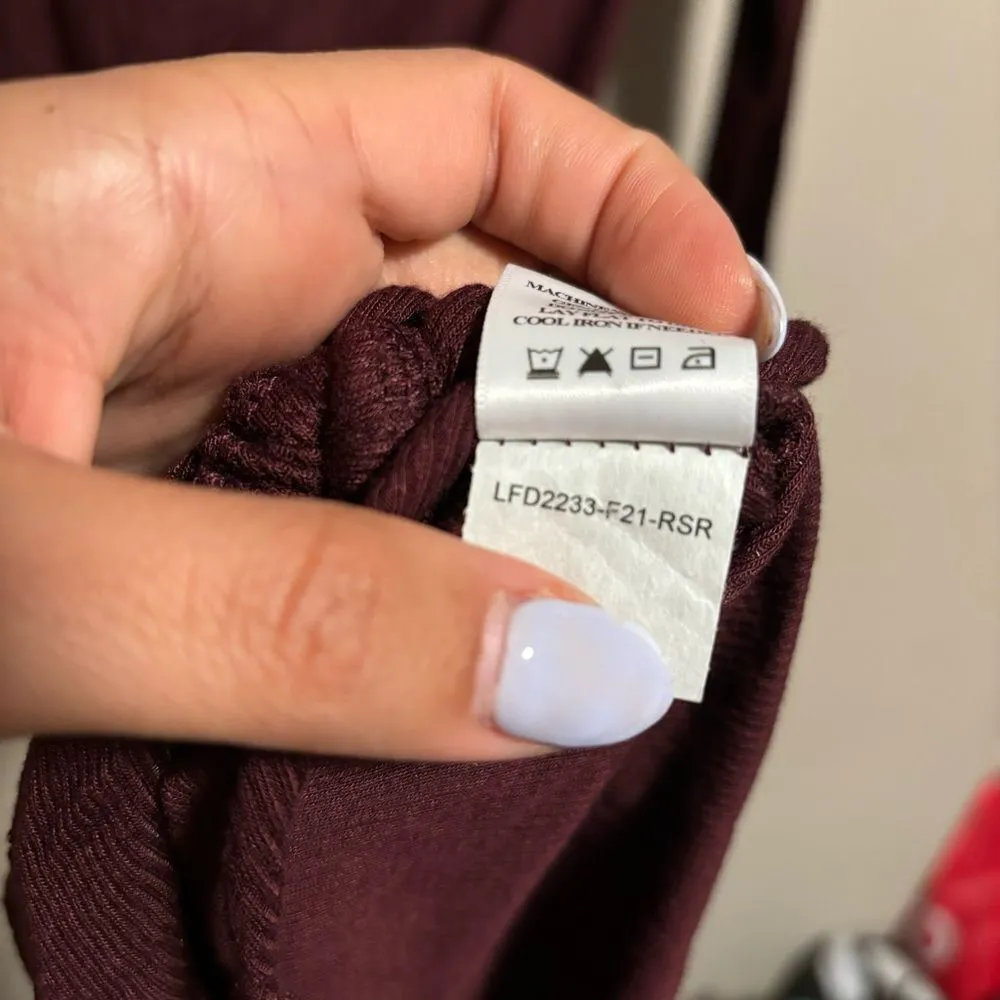 Lovers and Friends Venetian Dress Red Wine Maroon Ruched Asymmetrical Size Small - Image 8