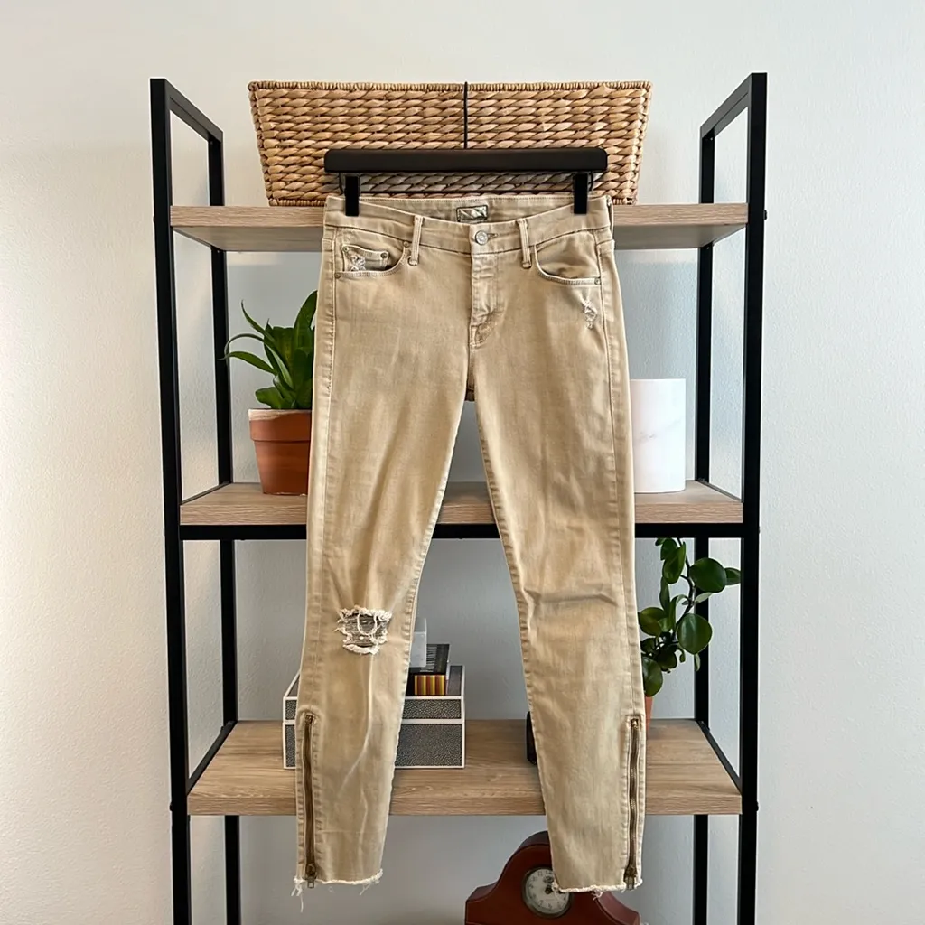 Mother Jeans Low-Rise Looker Blow Out Raw Hem Tan Distressed Tan Ankle Jean, 26 - Image 3