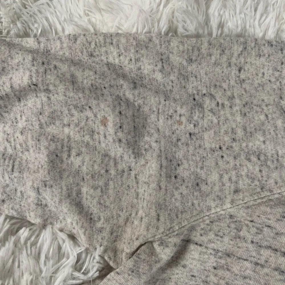 urban outfitters cropped sweater size medium - Image 3