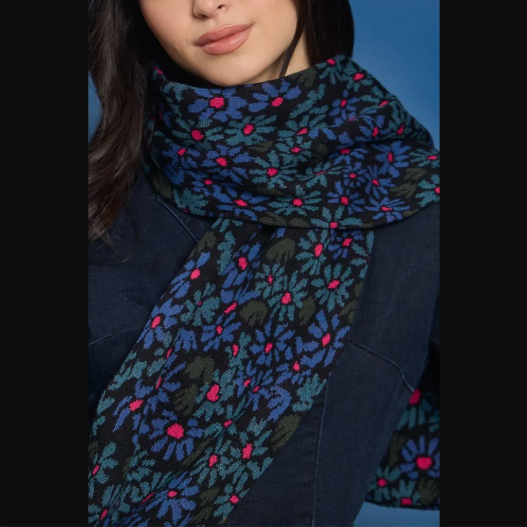 Mixed by Nasrin Blue Daisy Scarf Black - Image 2