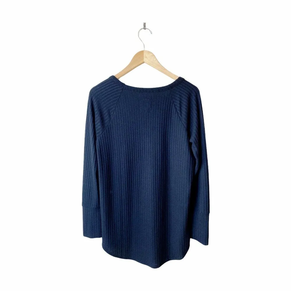 CHASER Black Thermal Waffle Knit Top Button Cuff Long Sleeve Women Large EUC - Image 4