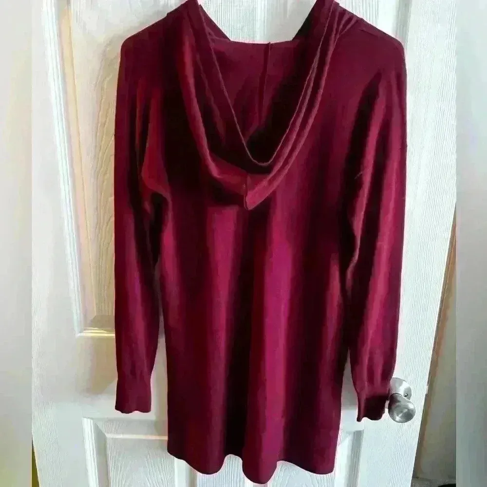 Cyrus Hooded Sweater Burgundy Classic Knit - Image 3