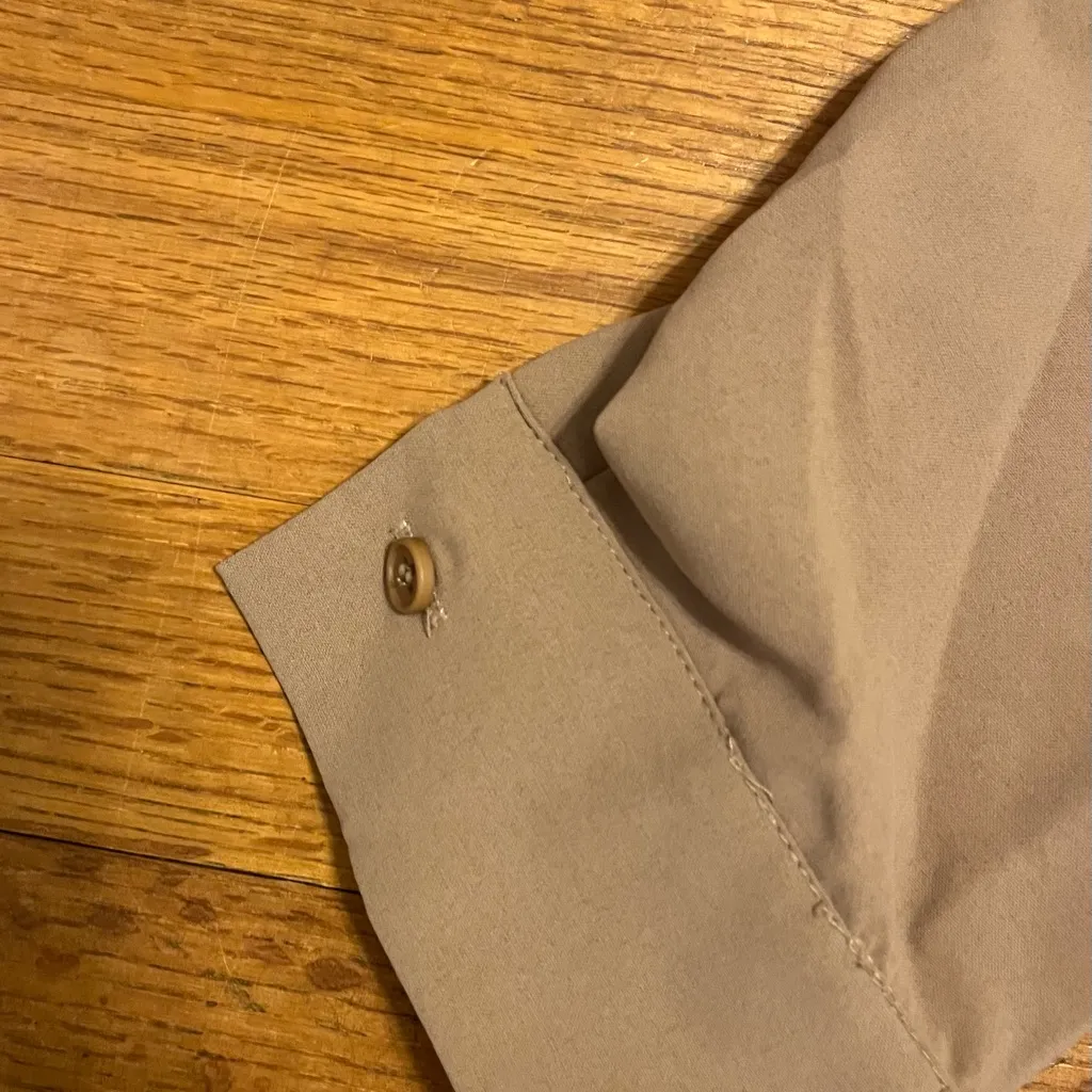 Dazy Tan Women's Blouse Size M - Image 2