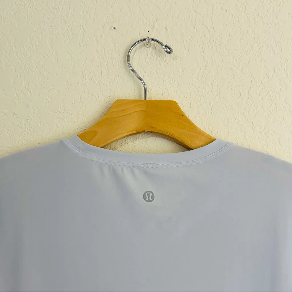 Lululemon // Cross Court Short Sleeve - Image 10