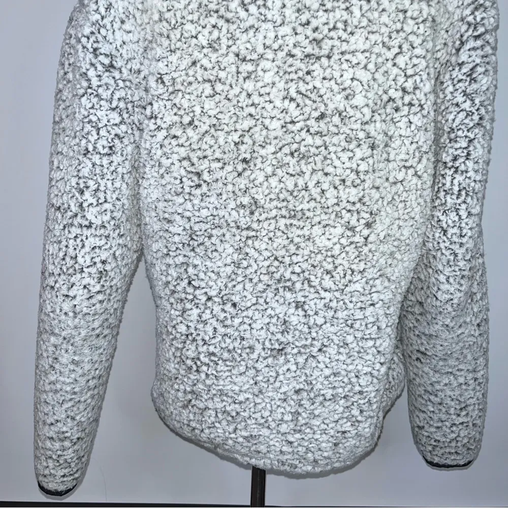 PINK VICTORIA’S SECRET White Black Fuzzy Sherpa Half Zip Pullover Medium - Image 9