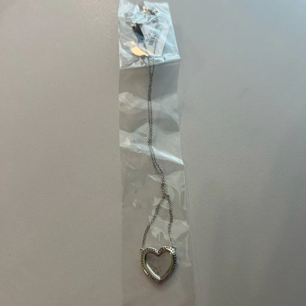 Silver Heart Pendant Necklace Heart shaped - Image 4
