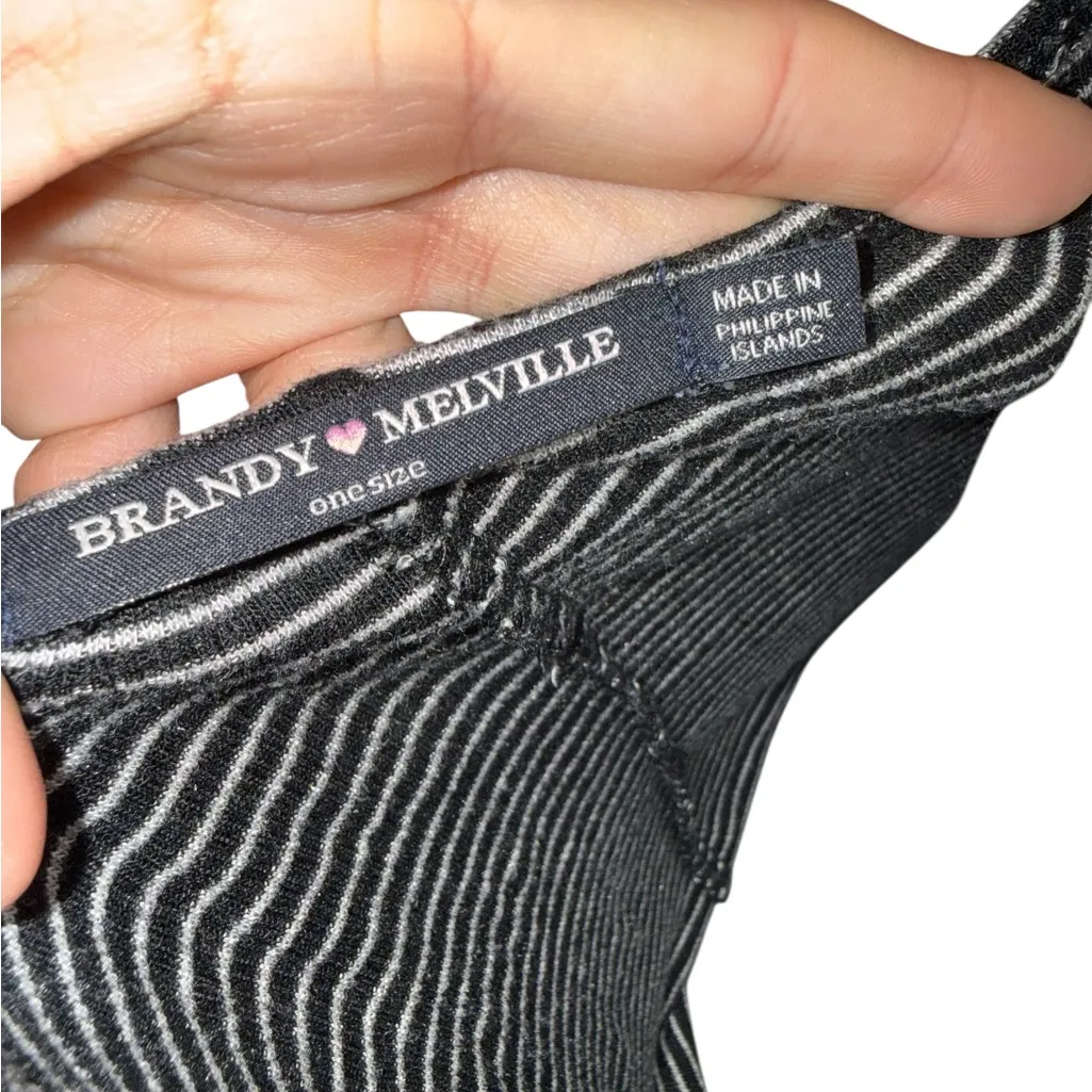 Brandy Melville Herika Dress - Image 5