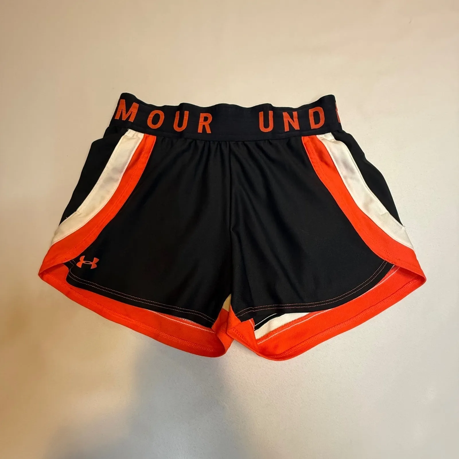 Under Armour Black Orange Athletic Shorts & Baseball Cap Set Women XS HeatGear # - Image 3