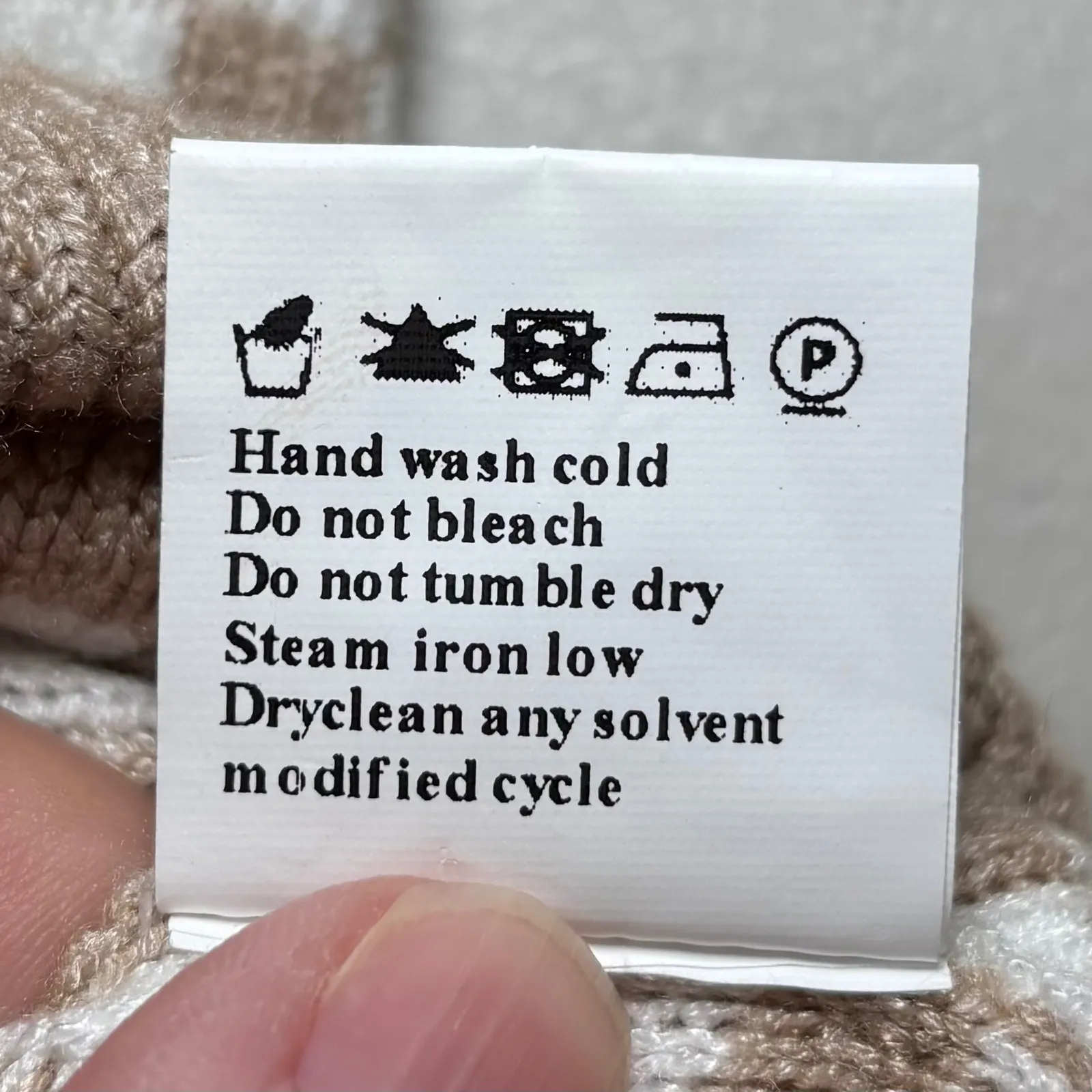 Checkerboard Beige White Print Drop Shoulder Round Neck Sweater Medium‎ Heavy - Image 6