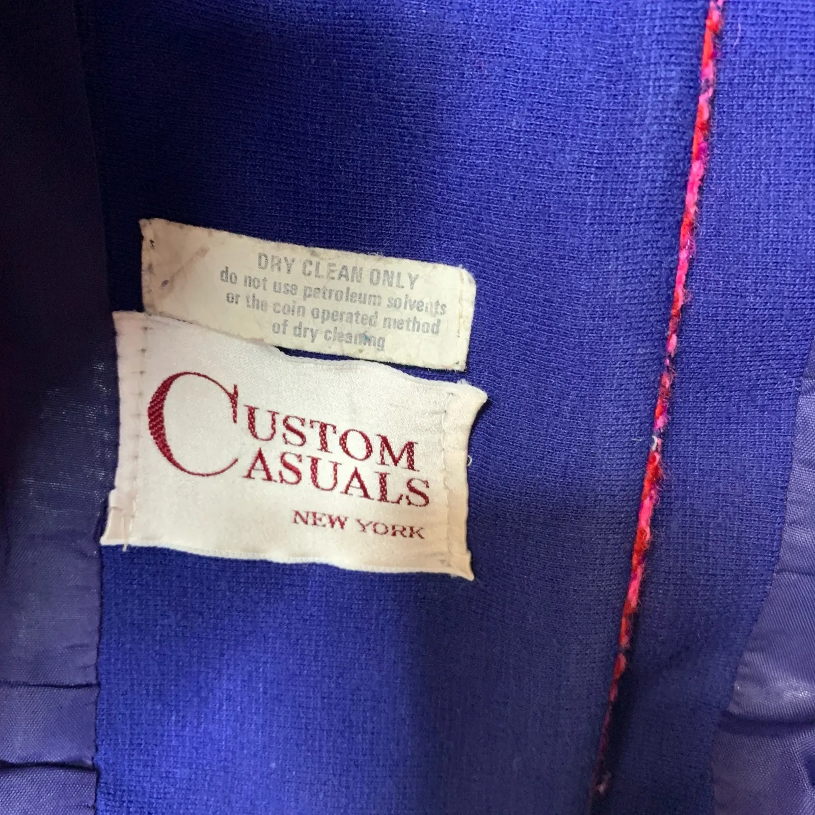 Vintage Pink Boucle Preppy Blazer Cropped Sz ? Medium - Image 10