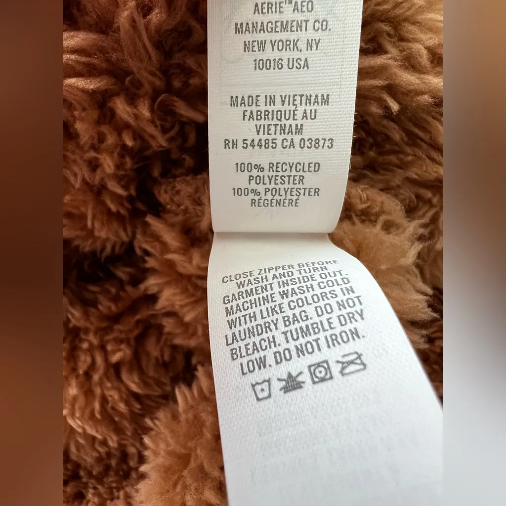 Offline By Aerie Fuzzy Soft Cropped Jacket Tan Brown cozy full zip Women's Small - Image 5