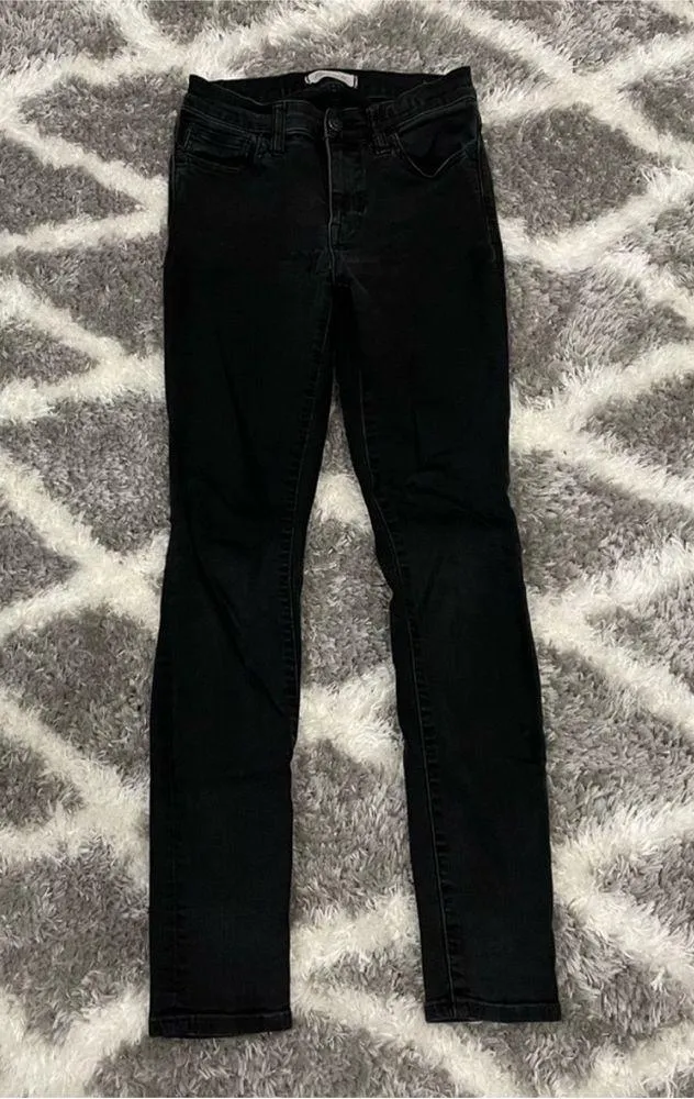 Madewell G7392 Roadtripper Skinny Jeans in Bennett Black - Image 2