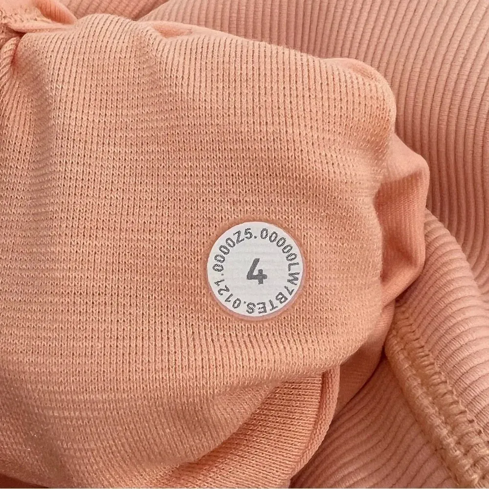 Lululemon Ribbed Contoured High-Rise Short 8"  
Malibu Peach Women’s Size 4 - Image 10