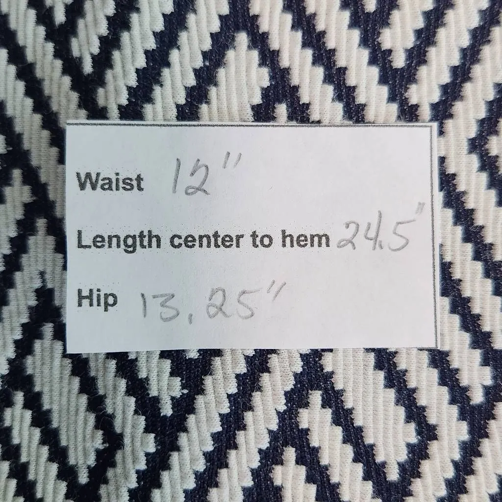 Zara Navy and White Geometric Print Stretch Pencil Bodycon Skirt Size Small - Image 7