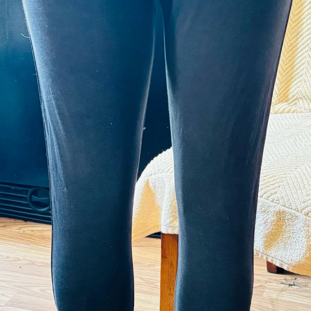 Adidas Original Women’s BERLIN LEGGINGS - Image 6