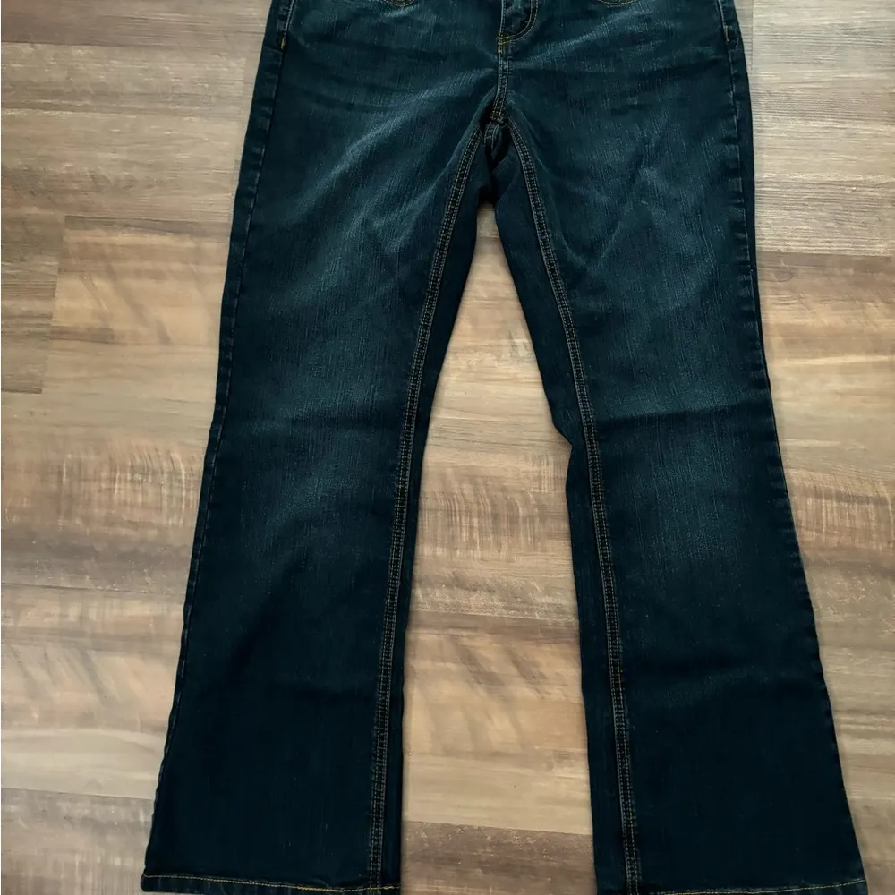 American Rag  bootcut denim size 7 short medium wash - Image 7