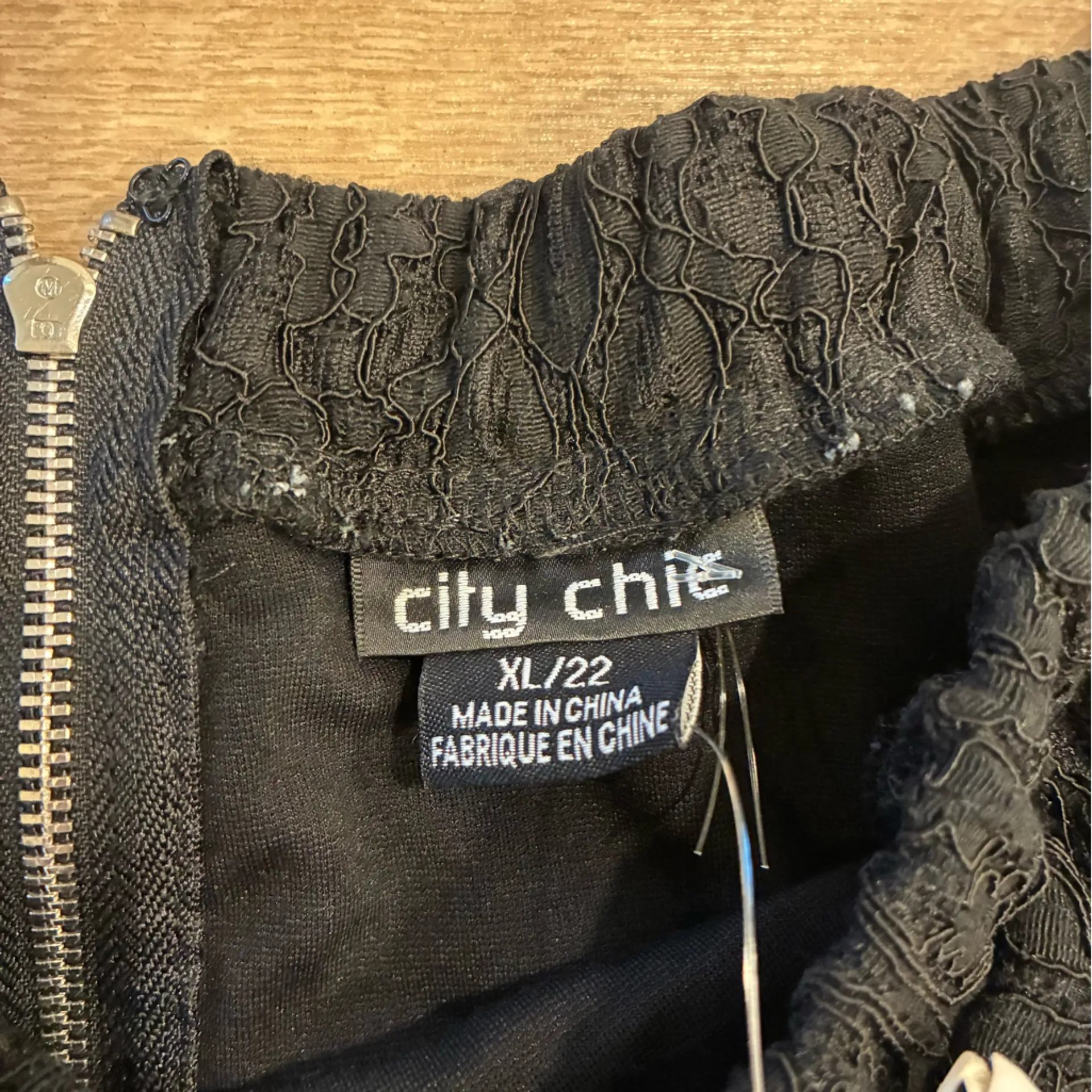 NWT City Chic Lace Off the Shoulder Mini Shift Dress Black Size XL/22 - Image 3