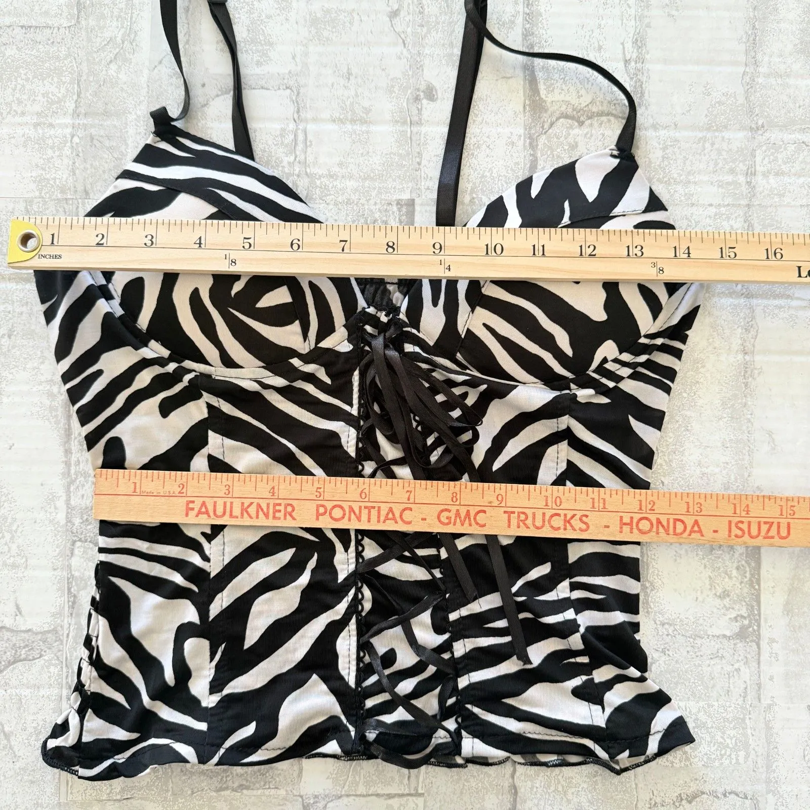 Vintage Y2K Black & White Strappy Ribbon Padded Corset Aesthetic Zebra Crop Top Size undefined - Image 6