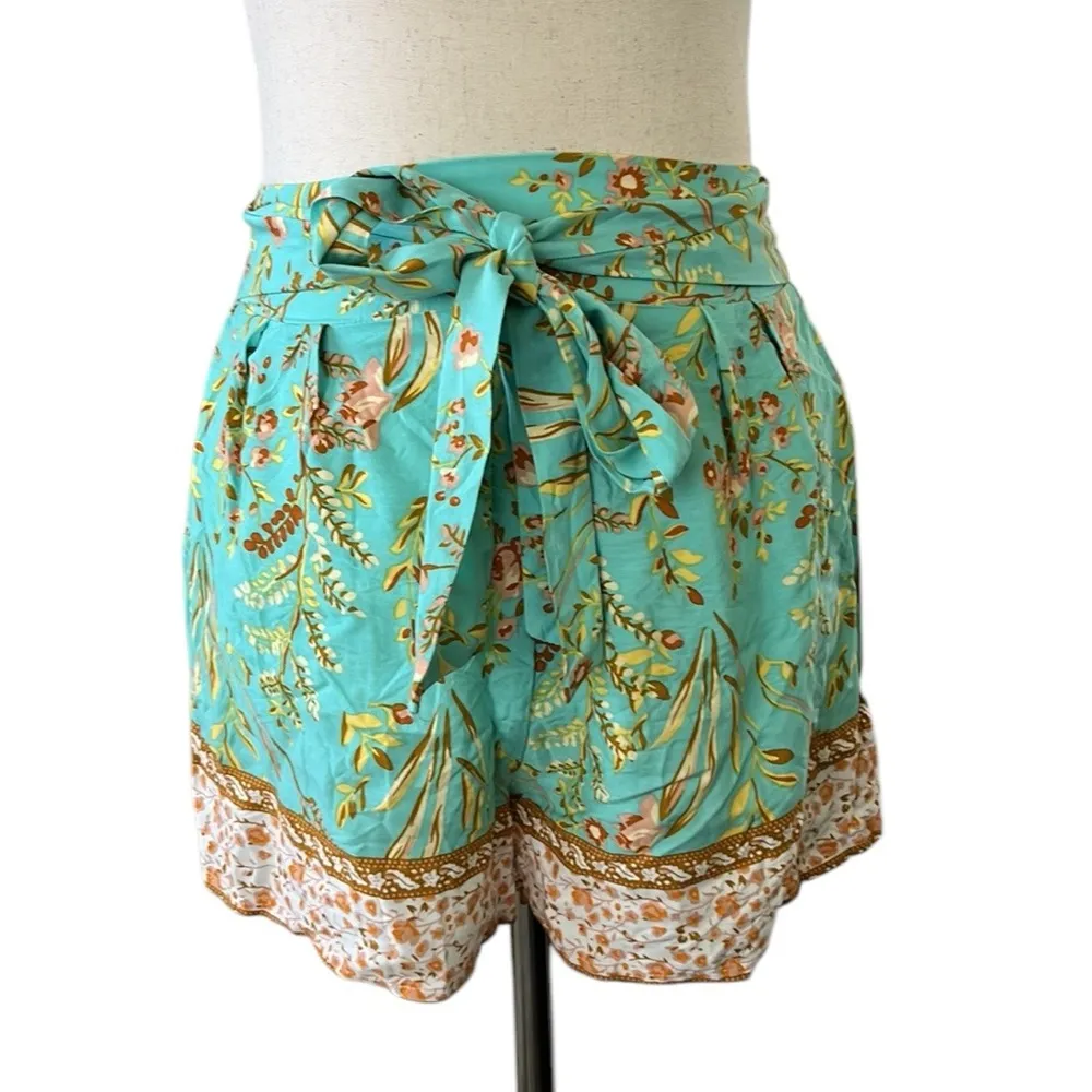 SHEIN Botanical Print Tie Front Shorts Set With Kimono - Image 2