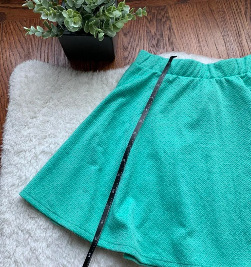 Mint Green Skater Mini Skirt Size XSmall NWT - Image 2