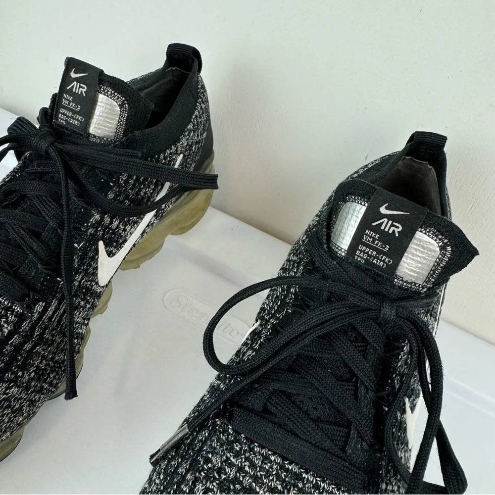 Nike Air VaporMax Flyknit 3 Athletic Running Shoe Sneaker Sz 9 Womens Black - Image 6