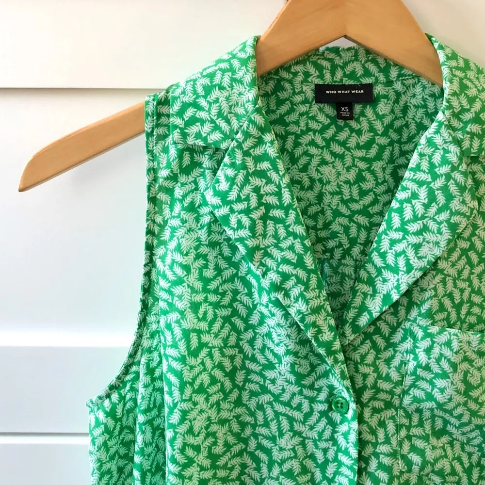 Who What Wear Floral Leaf Sleeveless Green Flow Blouse Top, sz. XS - Image 8