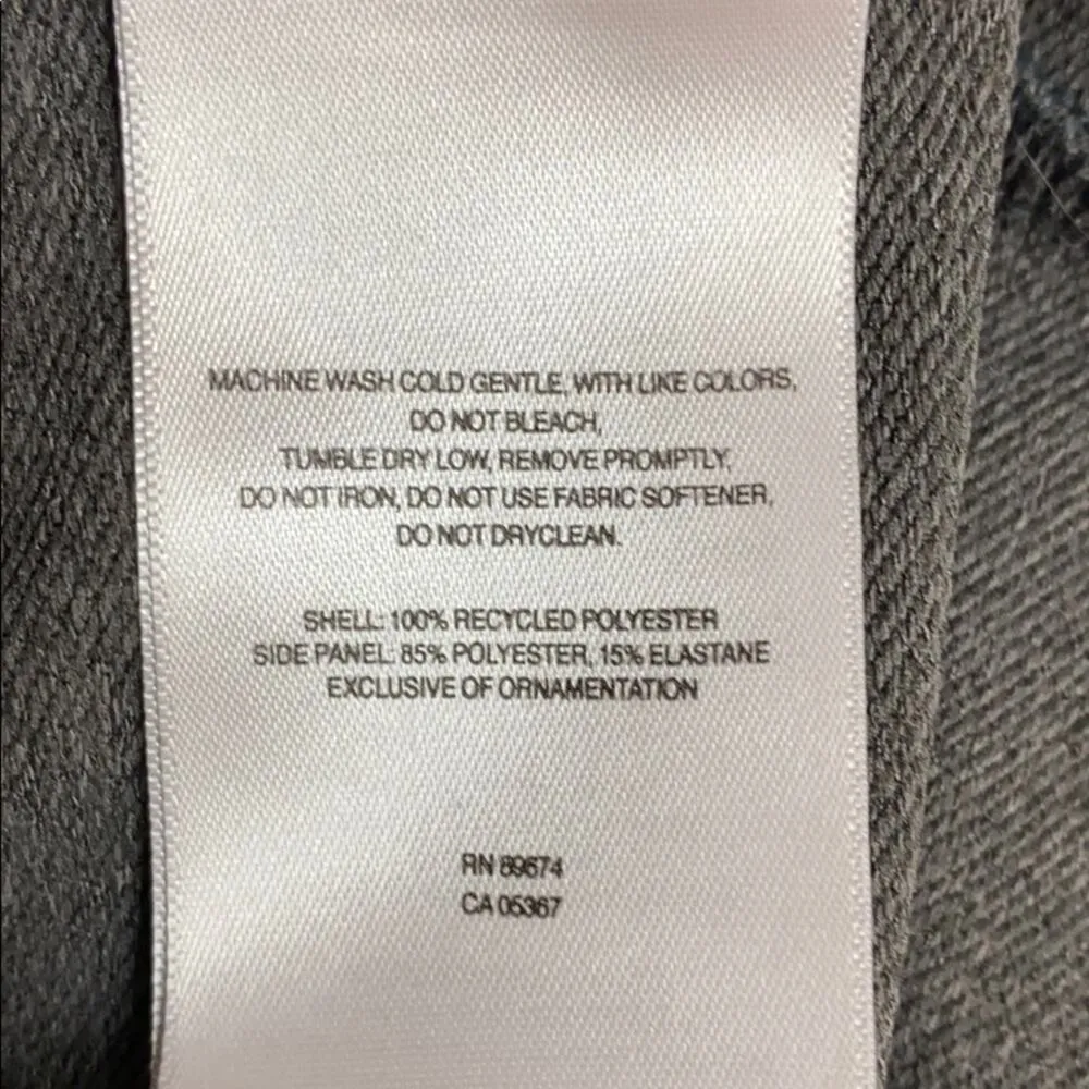 Mountain Hardwear  Fleece Zip Up Jacket Medium - Image 7