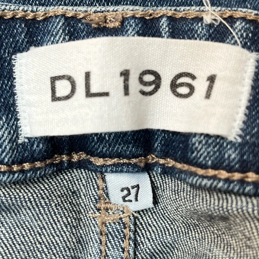 DL1961 Mara Straight Mid Rise Instasculpt Distressed Ankle Jeans Blue Size 27 - Image 3