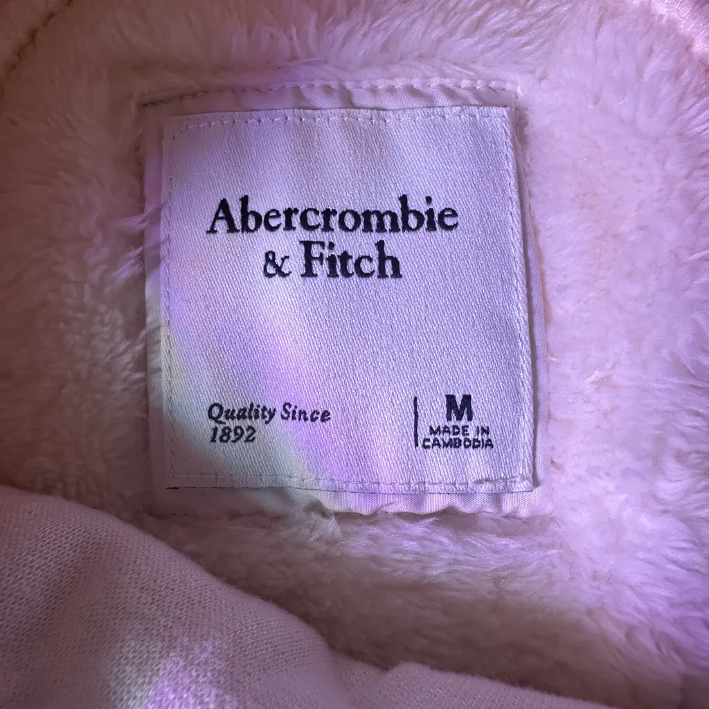 Abercrombie & Fitch Cream Teddy Jacket - Image 10