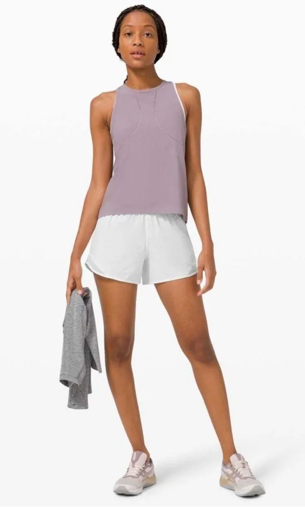 Lululemon White Poco Logo Hotty Hot High Rise 4” Shorts - Image 5