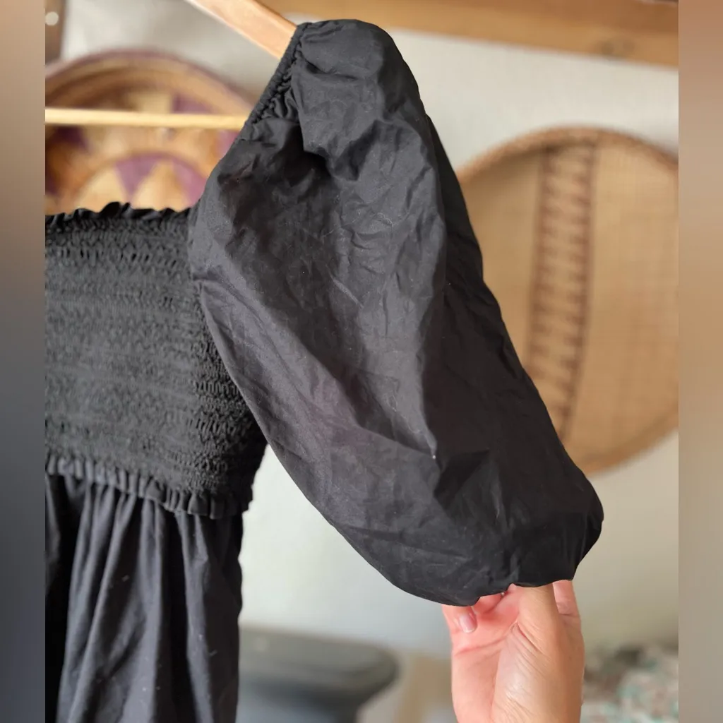 Women’s American Eagle Smocked Dress Puff Sleeve Babydoll Mini Black xs - Image 5