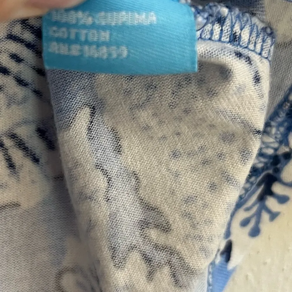 J. McLaughlin Top Blue White Floral Split Neck Henley 3/4 Sleeve Cotton Sz M EUC - Image 8