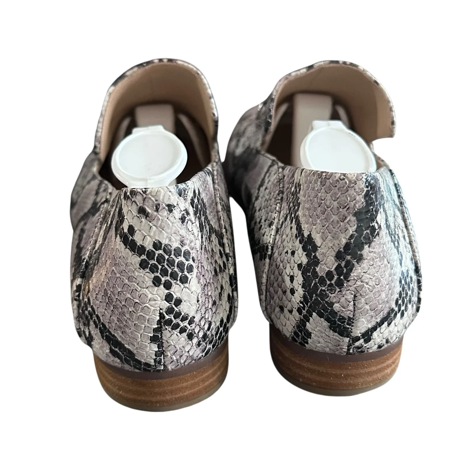 Clarks‎ Womens Pure Viola Loafers Shoes Gray Snake Print Leather Size 8.5M - Image 5