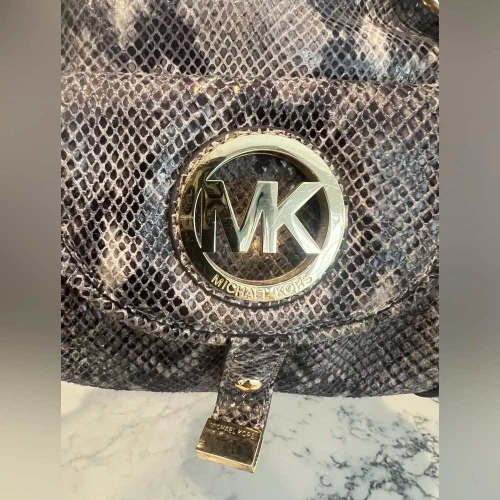 Michael Kors Fulton large sand snakeskin leather  shoulder bag purse & wallet - Image 3