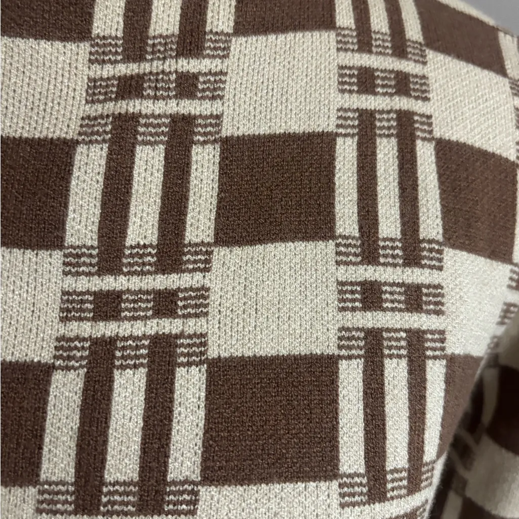 Brown and Cream Checkered Women's Sweater Size M - Image 4