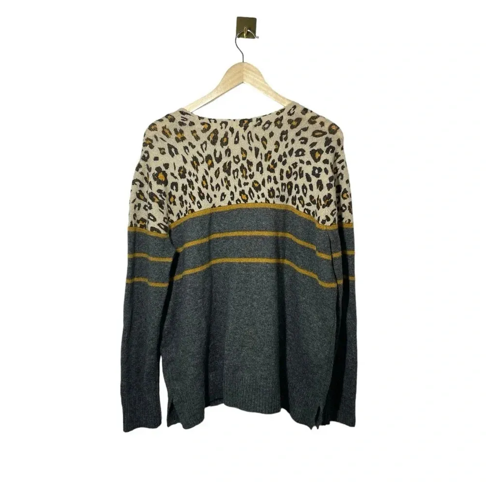Beach Lunch Lounge Women’s Striped Leopard Pullover Sweater Grey Multi Size XXL - Image 4