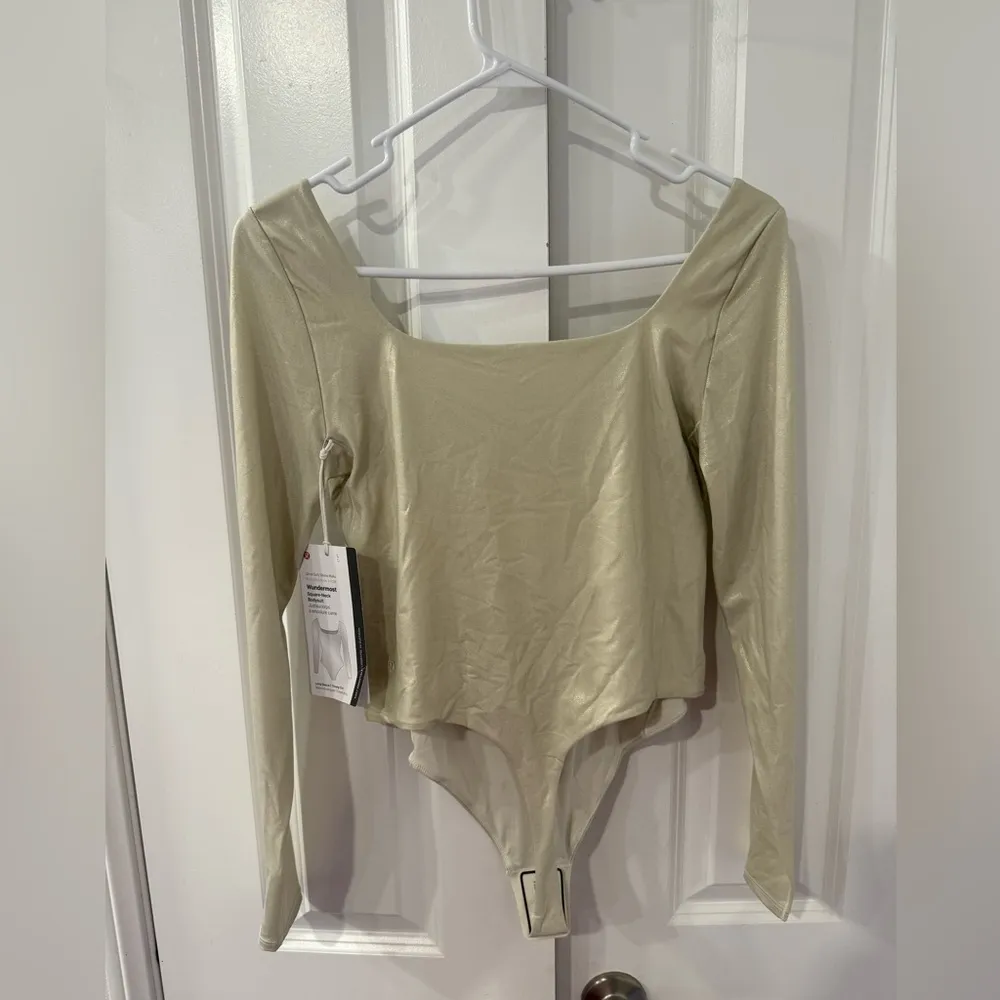 Lululemon Ultra Soft Shine Nulu Wundermost Square Neck Bodysuit Size L NWT - Image 8