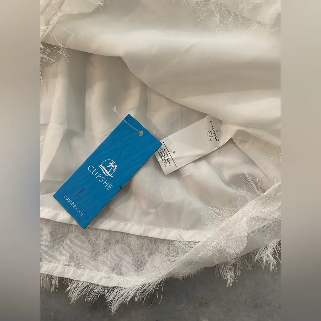 NWT Cupshe Size L White Feathered Adjustable Spaghetti Strap V Neck Cami Top - Image 11