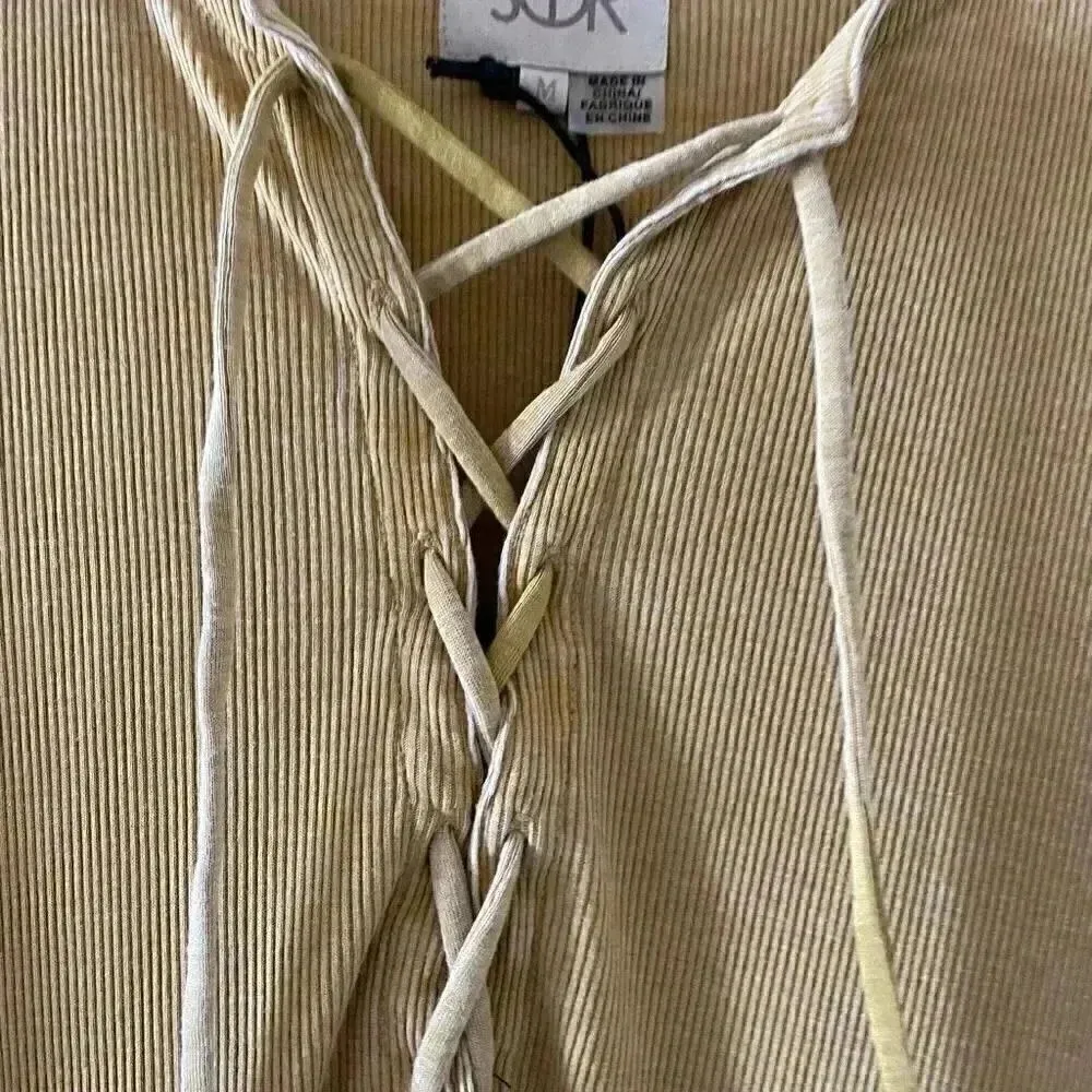 Chaser Marigold LACE UP HI LO RIB TEE Bohemian Women’s Short Sleeves Top SZ M - Image 10