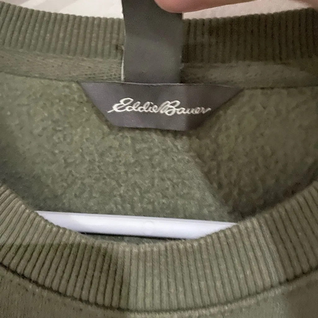 Eddie Bauer Forest Green Crewneck Sweater medium - Image 3