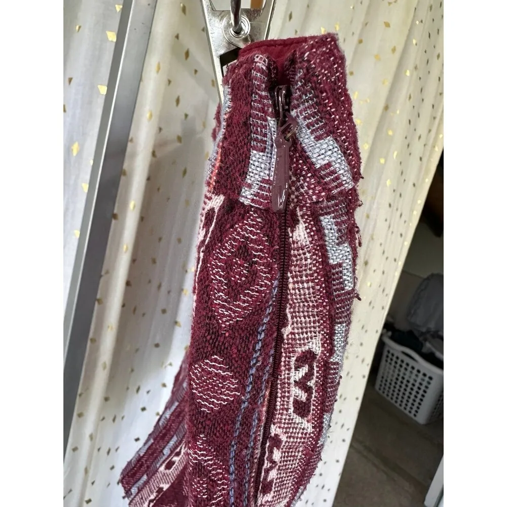 Hollister Wool Blend Aztec Southwestern Tapestry Embroidered Side Zip Shorts 5 - Image 4