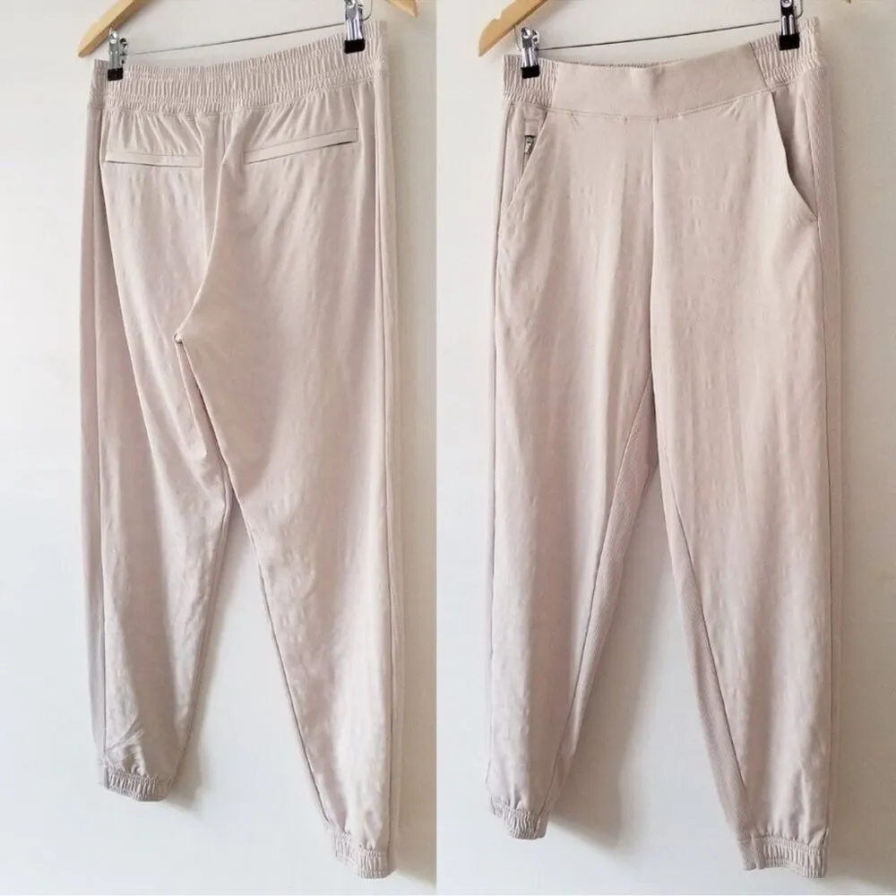 Athleta Brooklyn Textured Jogger in Cream Size 18 - Image 9