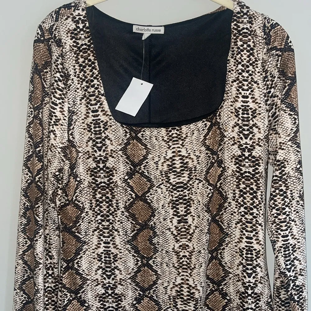 🆕 Charlotte Russe Snakeprint Long Sleeve Dress - Image 2