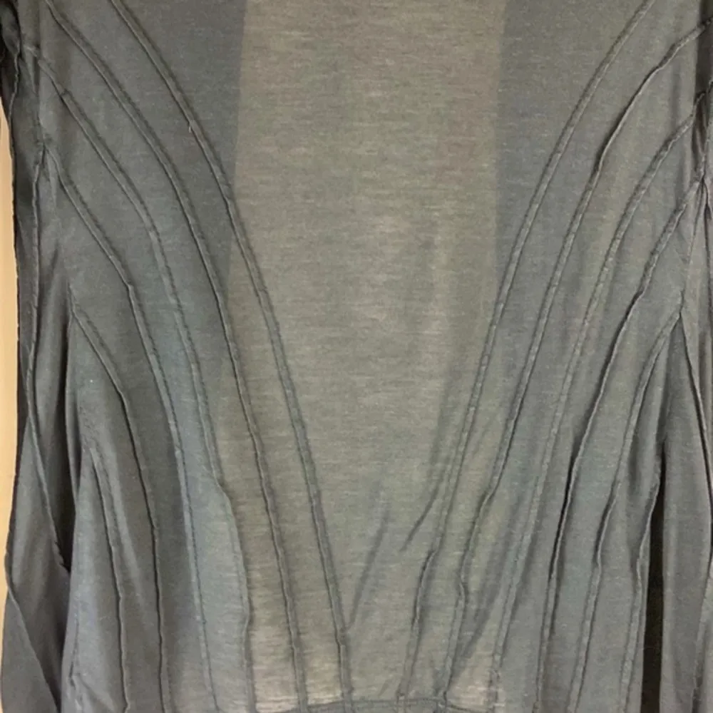 Anthropologie  Pleated Charcoal Gray Lightweight Wrap Size Extra Small - Image 8