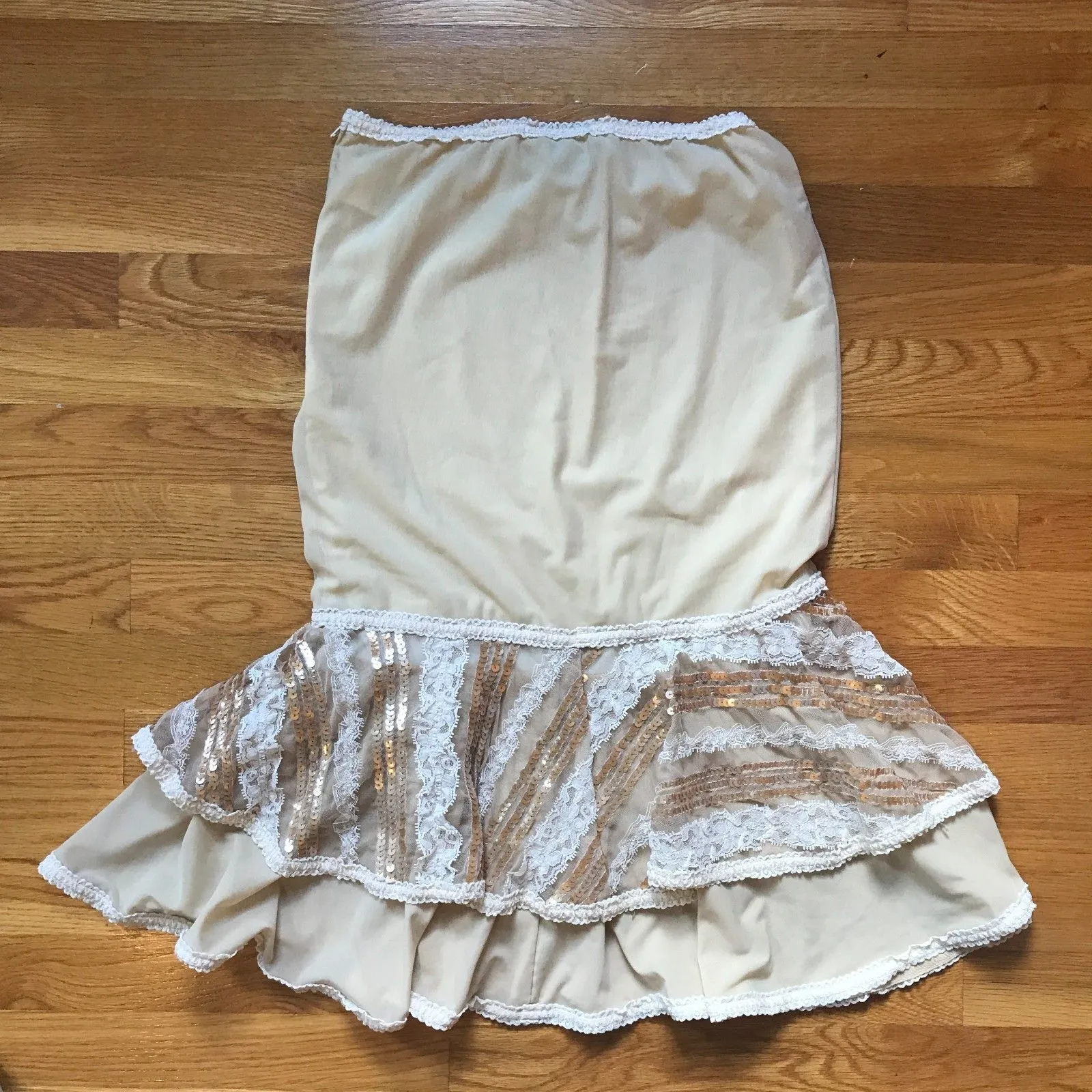 Lip Service Vintage Femmes of Folly Gothic Victorian Ivory Lace Sequined Skirt M - Image 7