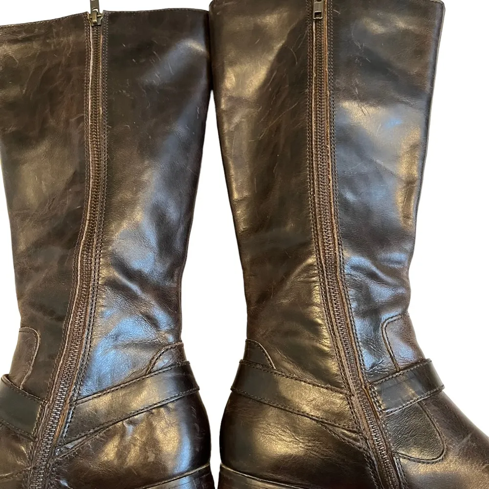 Born Delall Distressed Brown Leather Riding Boot, Sz 8 - Image 11