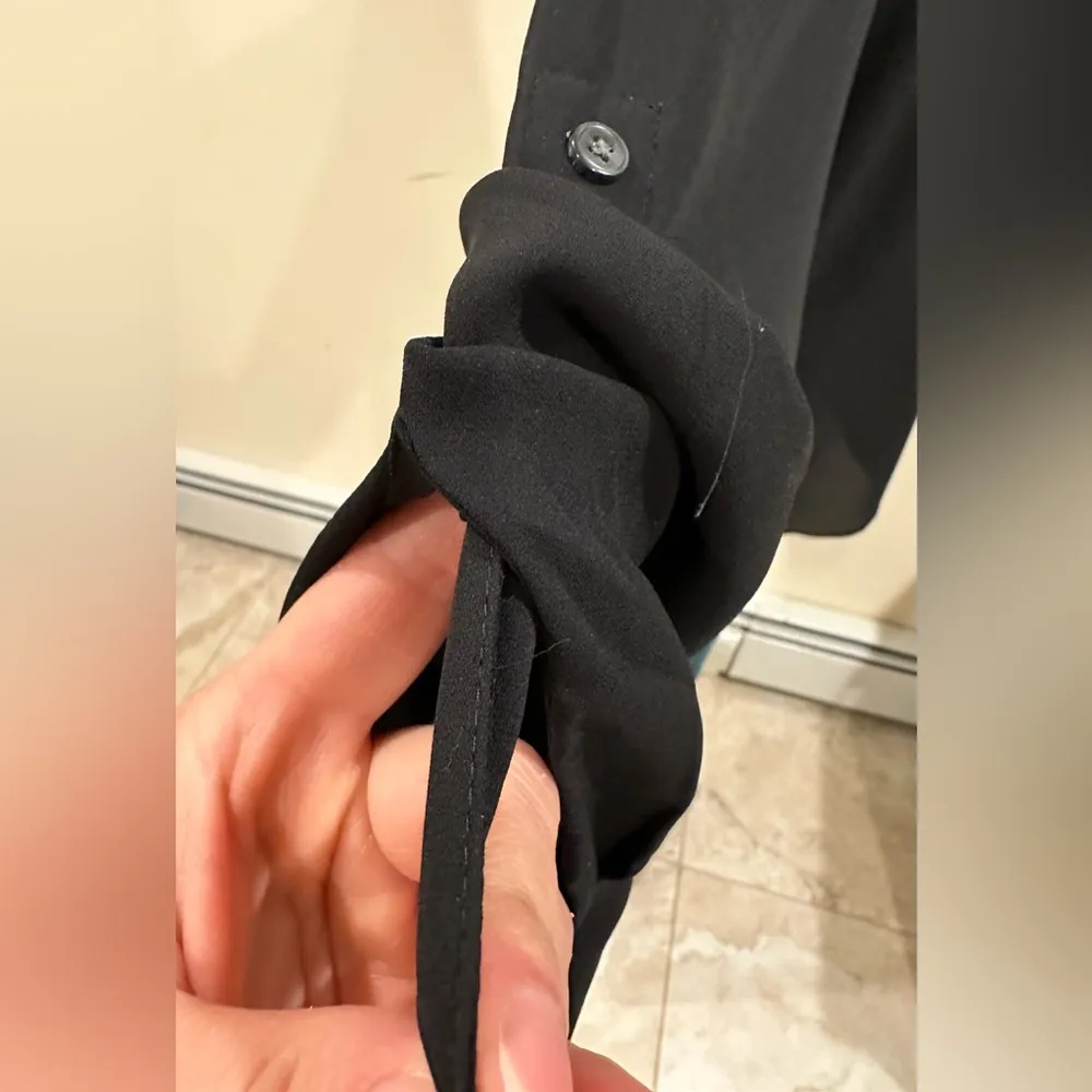 Loft Black Sheer Blouse Long Sleeves. Rolled Sleeve Tabs. Boat Neck Sz L. - Image 9