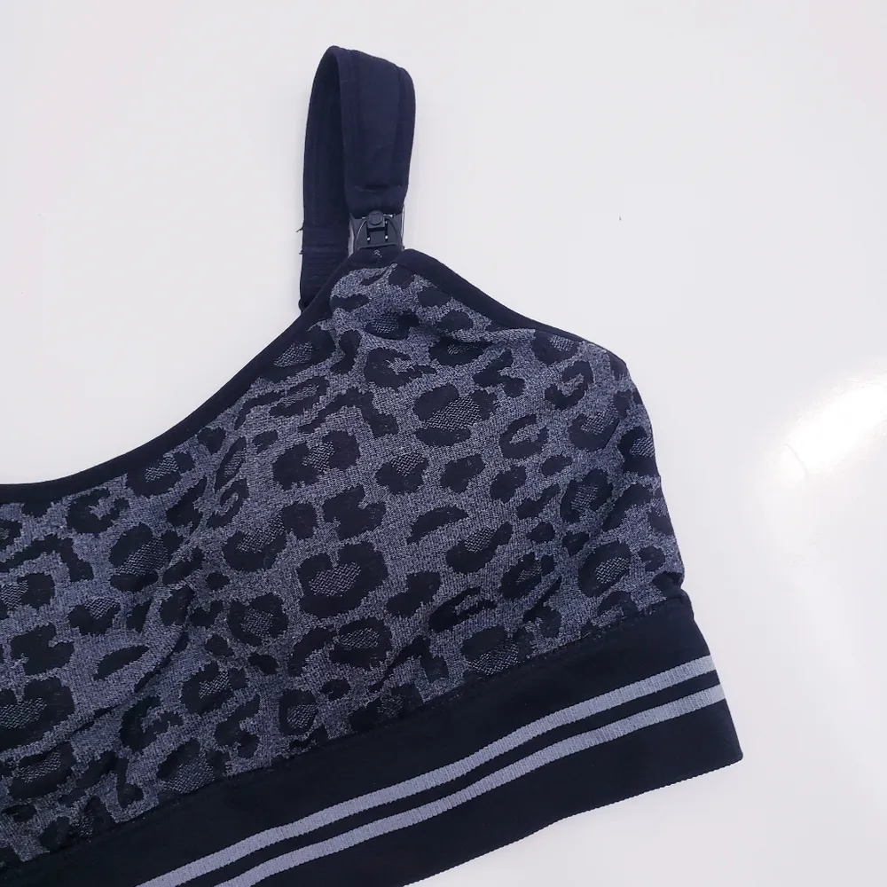Momcozy Leppard Print Adjustable Nursing Bra Black Size XL - Image 3